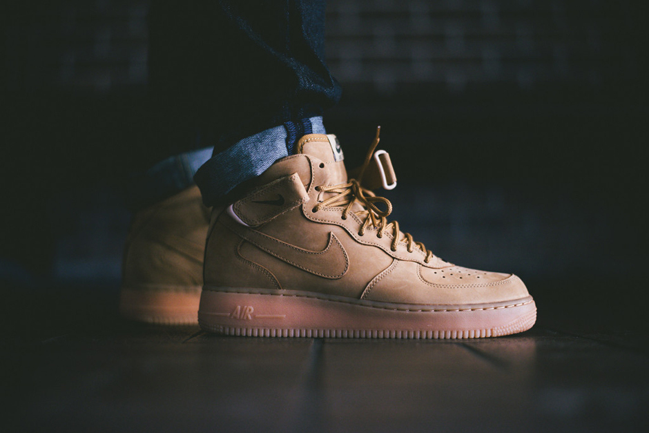 Nike Air Force 1 Mid NSW – Flax