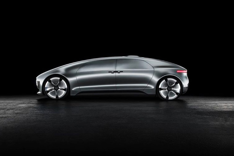 Mercedes-Benz présente sa F 015 Luxury in Motion au CES 2015