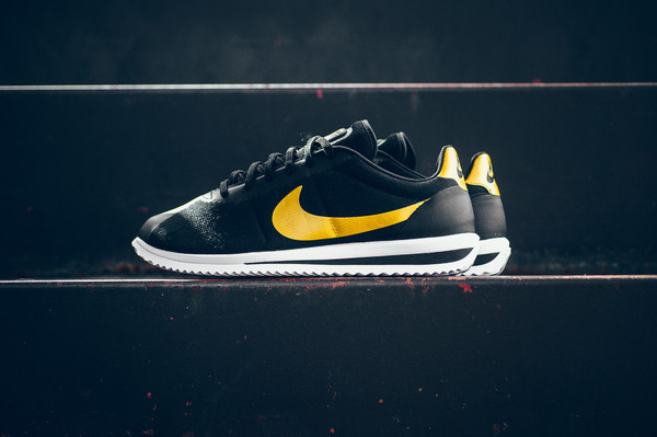 La nouvelle Nike Cortez Ultra QS noir et or