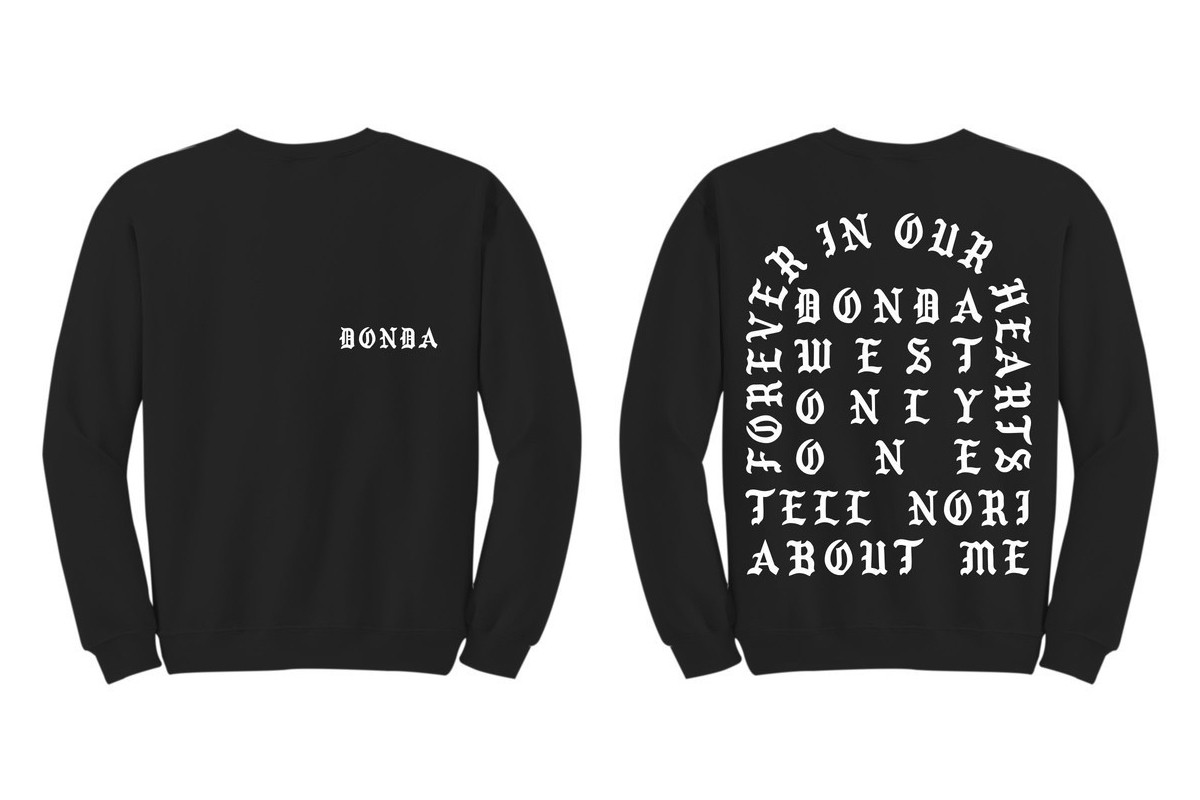 Le nouveau sweatshirt de Kanye West pour sa mère Donda