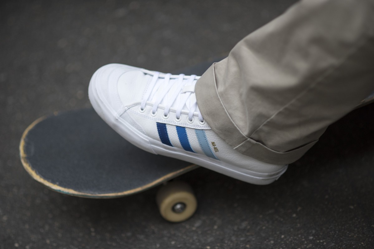 Adidas Skateboarding dévoile une nouvelle sneakers, la Na-Kel Smith Matchcourt Mid