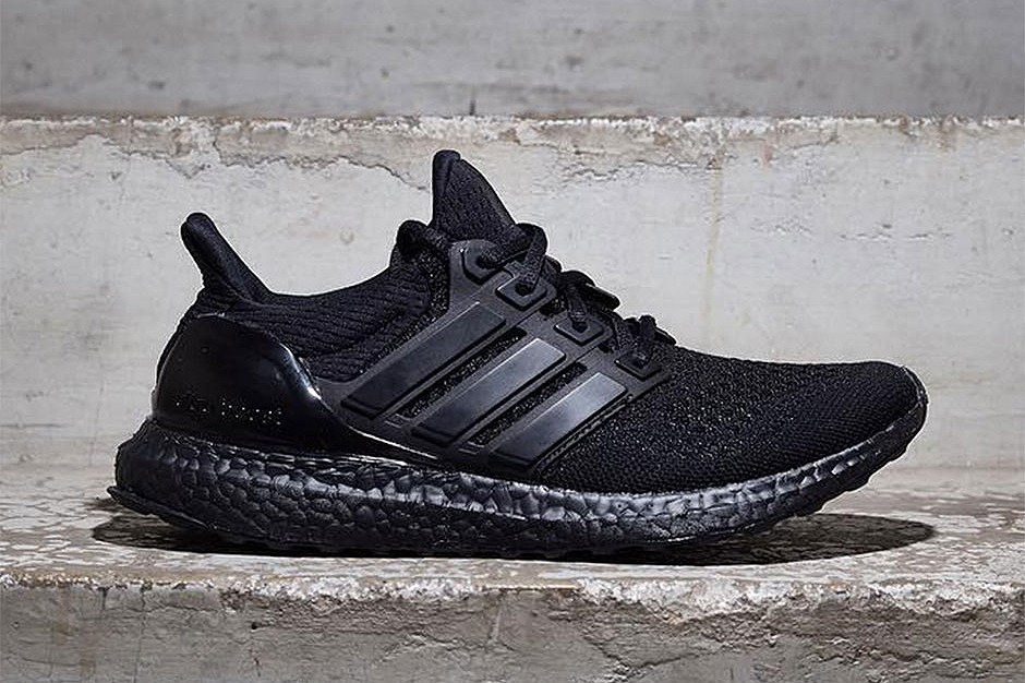 Adidas Ultraboost Triple Black - TRENDS periodical