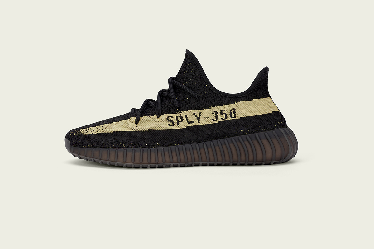 Yeezy BOOST 350 V2 - TRENDS periodical